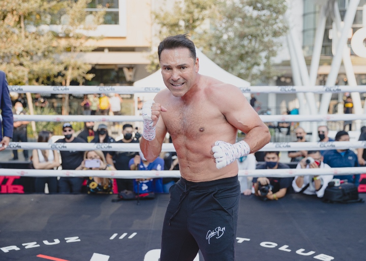 Photos Oscar De La Hoya Shows Off His Comeback Form at Open Workout